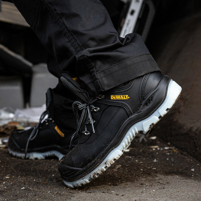 DeWalt Boots: Laser Safety Boots for Ultimate Protection – Ronayne