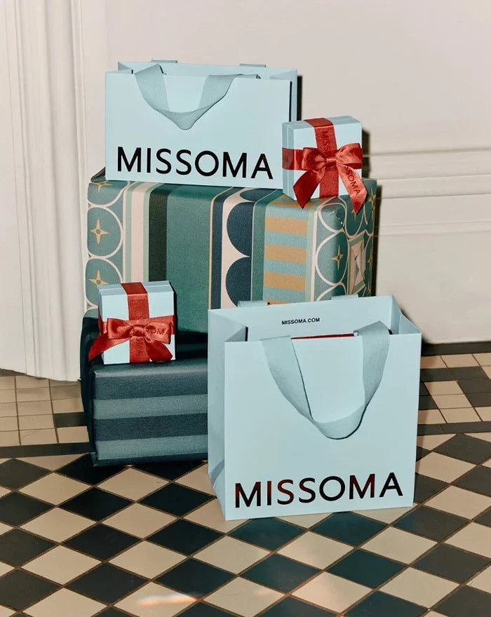 Signature Gift Wrapping Gift Wrapping Missoma Store