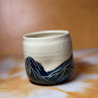 16oz Mountain mug