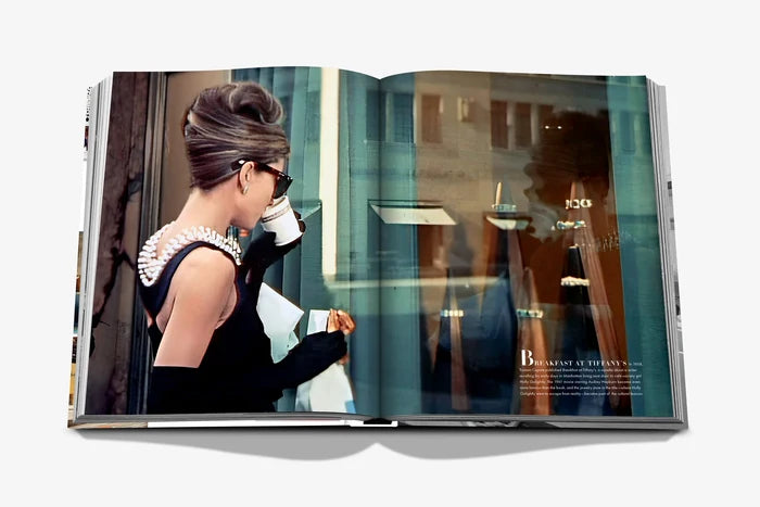 5TH AVENUE 200 YEARS OF STORIES & LEGENDS
