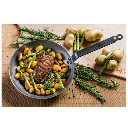 8" Fry Pan Mineral B Carbon Steel lifestyle pic