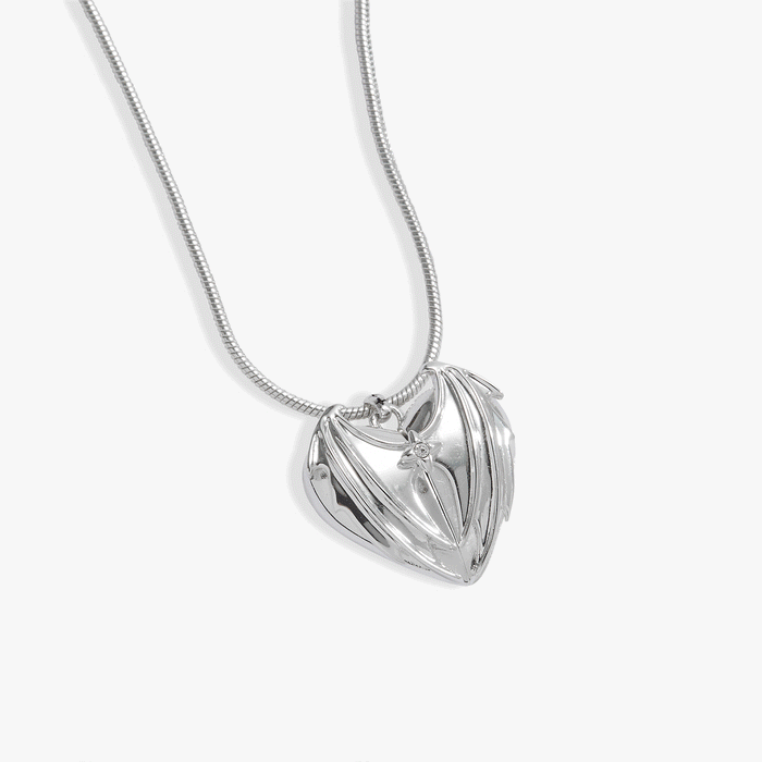 A Court of Thorns and Roses Velaris Heart Locket Necklace