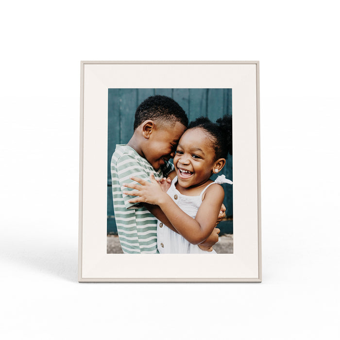 Aura Aspen 12" Digital Photo Frame – White Quartz