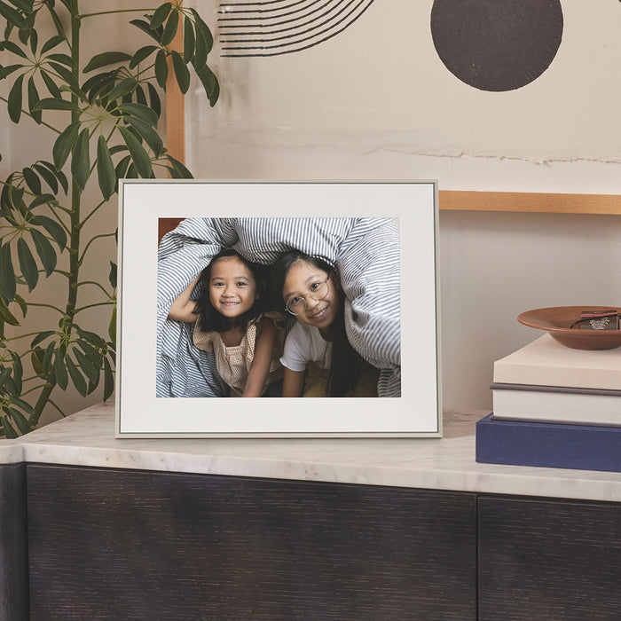 Aura Aspen 12" Digital Photo Frame – White Quartz – view 8