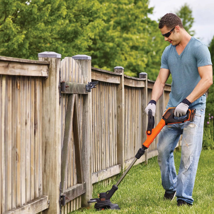 BLACK+DECKER LST522-CA 20V MAX* 12 In. 2-Speed String Trimmer/Edger