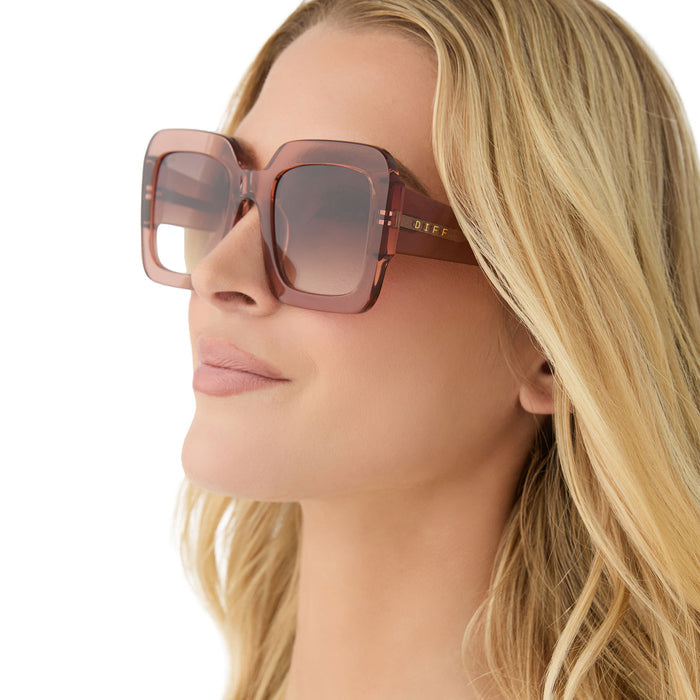 on model - female wearing diff eyewear featuring the charise square sunglasses with a café ole frame and brown gradient polarized lenses side view