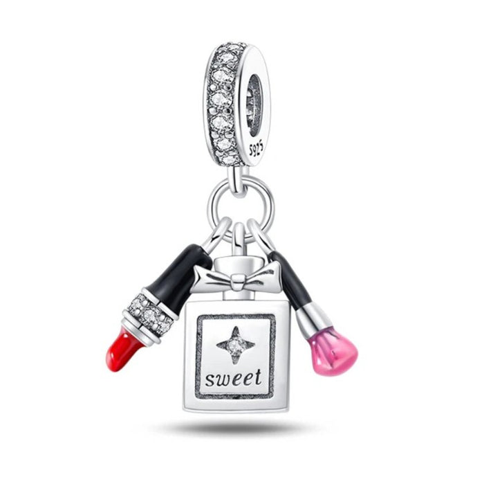 Charm Maquillaje Labial - palacecharacters