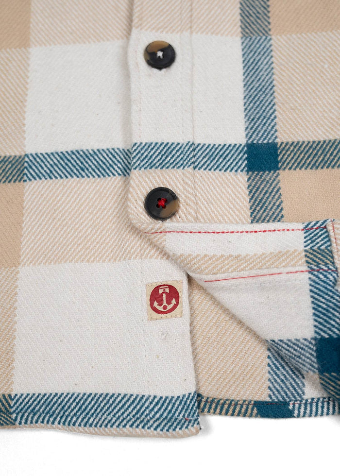 Conejo Shirt - Iron & Resin
