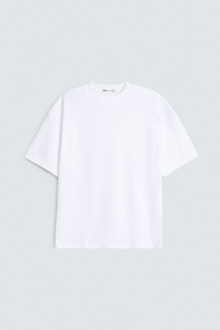 White / S / SS-26