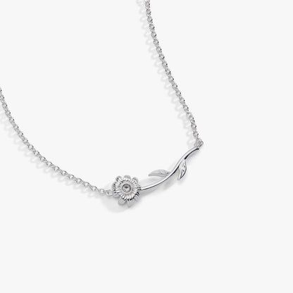 Daisy Inline Necklace