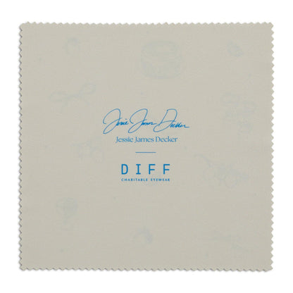 jessie james decker x diff eyewear cleaning cloth