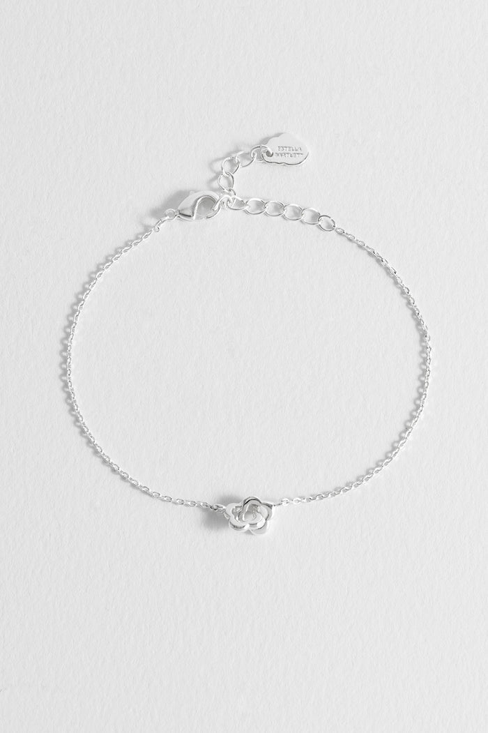 Double-Linked Flower Bracelet