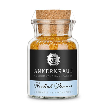Freibad Pommes von Ankerkraut im Korkenglas auf weißem Hintergrund.