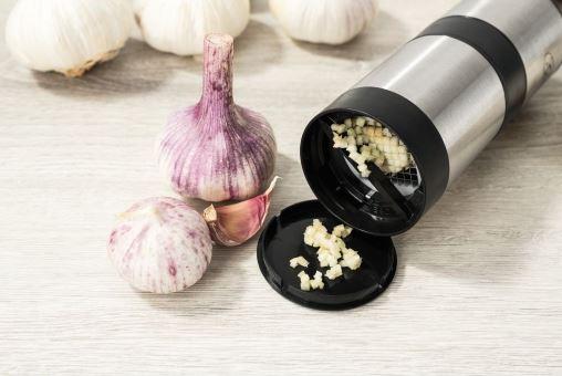 Garlic Cutter 2 Piece Set