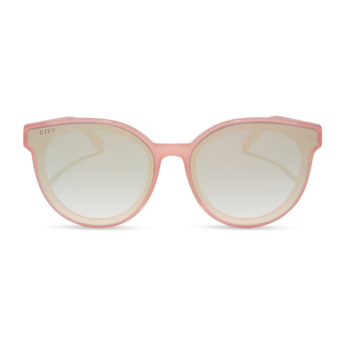 diff eyewear featuring the gemma round sunglasses with a peach frame and cool matcha gradient mirror lenses front view