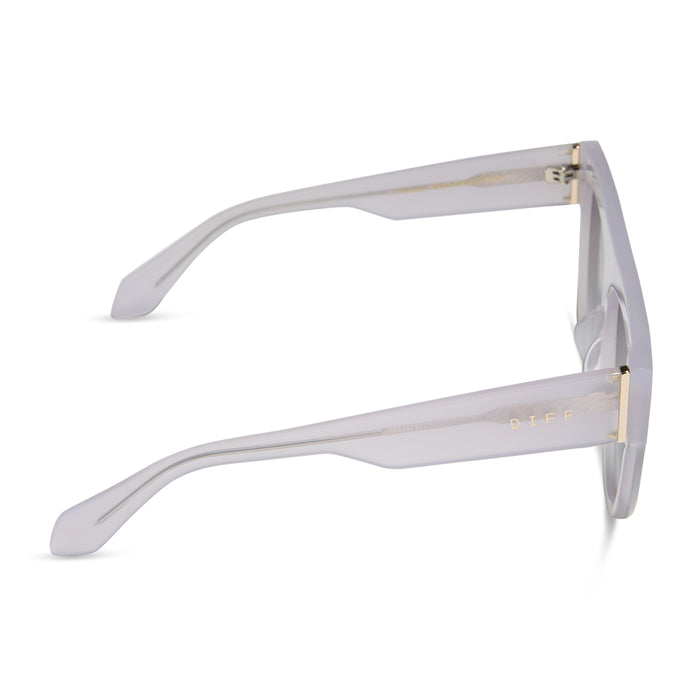diff eyewear featuring the georgie square sunglasses with a thistle purple frame and grey gradient lenses side view