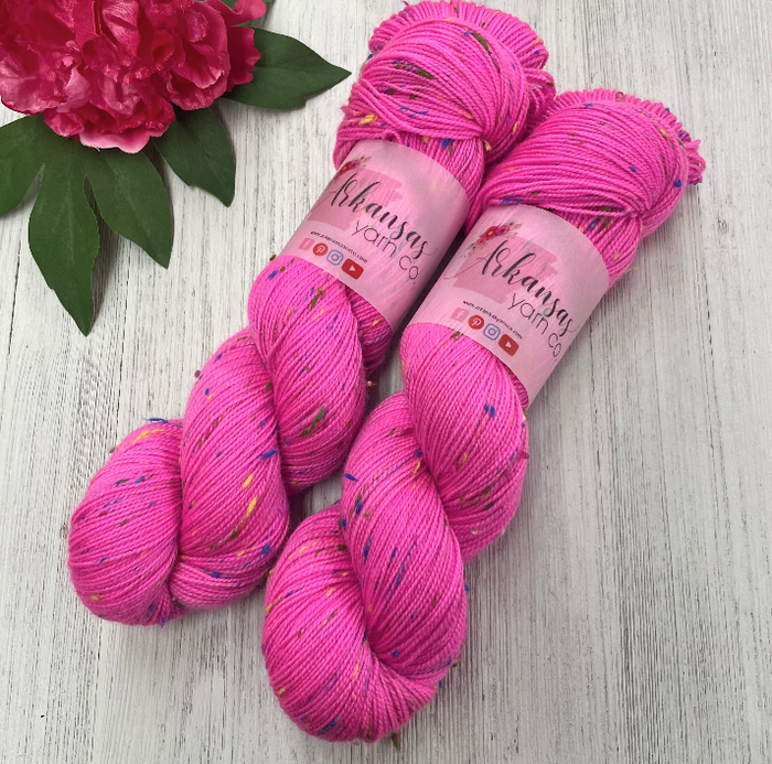 Hot Pink Highlighter: Yummy Rainbow Tweed