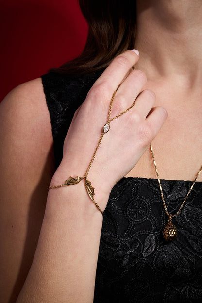 House of the Dragon™ Dragon Wings Hand Chain