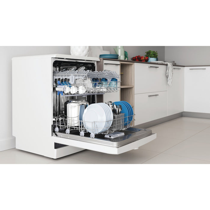 Indesit D2FHK26 Full Size Dishwasher with 14 Place Setting White White