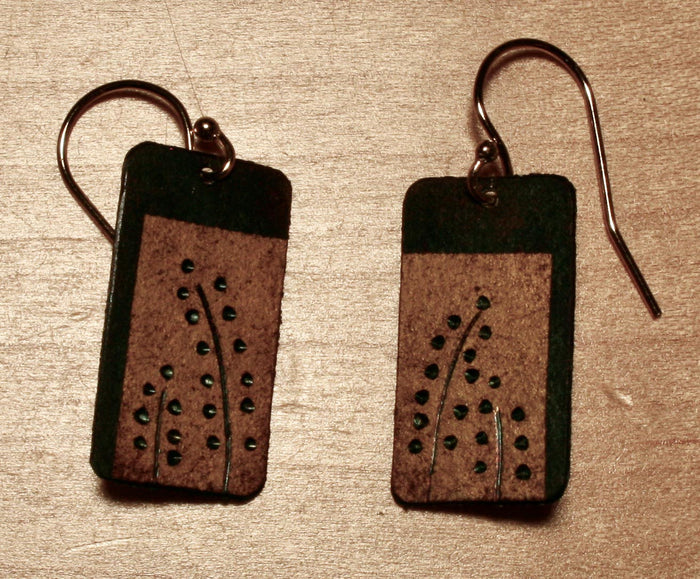 Kumboo 2 Dot Floral Earrings