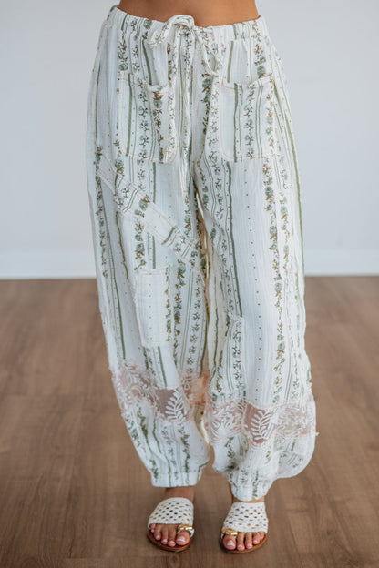 Lela Floral Pants