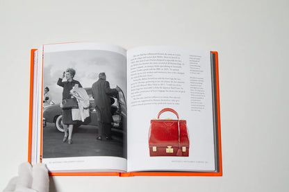 LITTLE BOOK OF HERMÉS