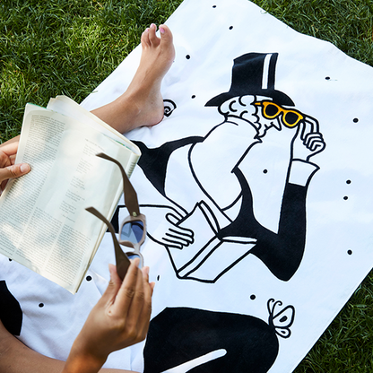 Luci Gutiérrez’s Beach-Read Towel