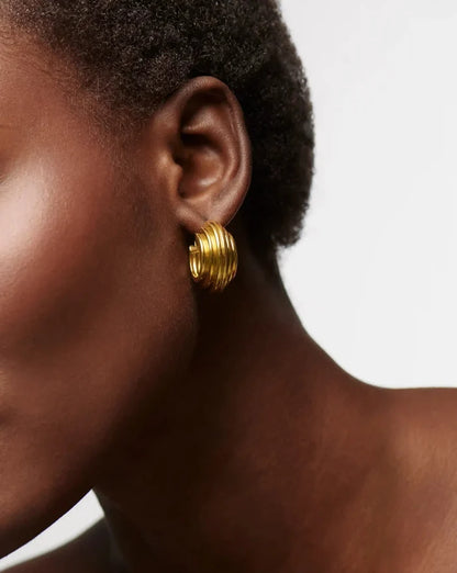 Lucy Williams Medium Chunky Ridge Hoop Earrings Earrings Missoma