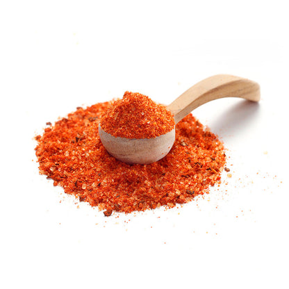Magic Dust Rub von Ankerkraut als Häufchen auf einem Gewürzlöffel.