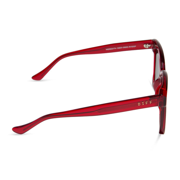 diff eyewear featuring the meredith square sunglasses with a red hot summer frame and grey gradient polarized lenses side view