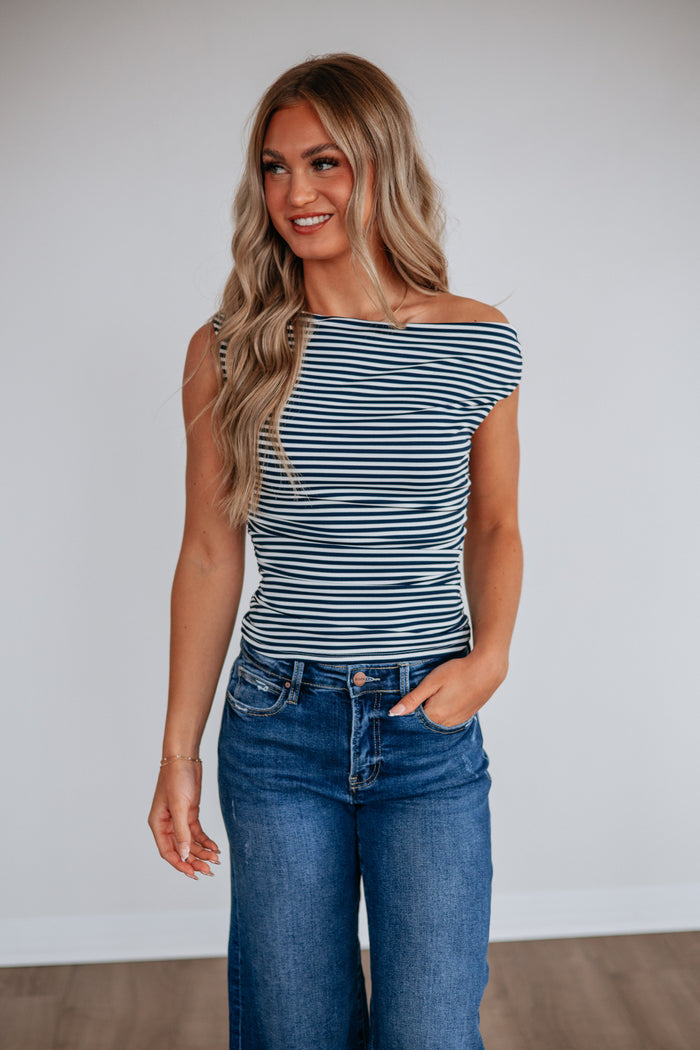 #color_navy