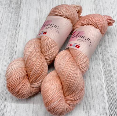 Peach Fuzz: Sparkle DK
