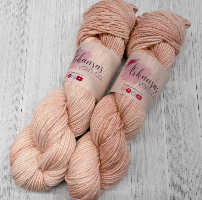 Peach Fuzz: Yummy Sparkle