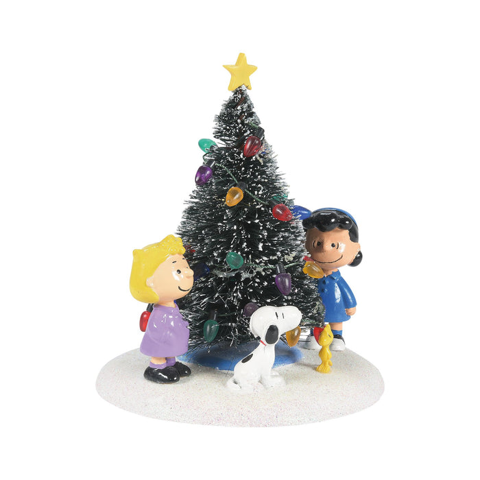 Peanuts Village | O'Christmas Tree | Village Figures