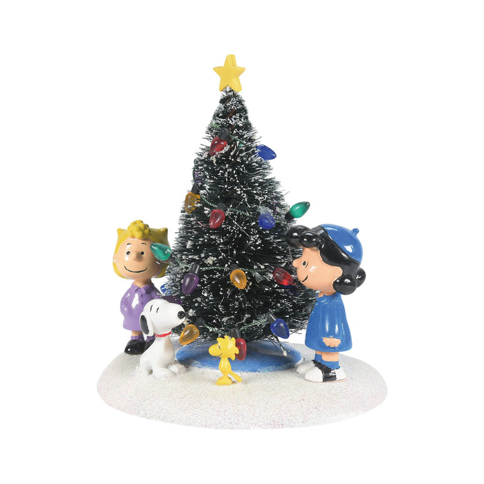 Peanuts Village | O'Christmas Tree | Village Figures