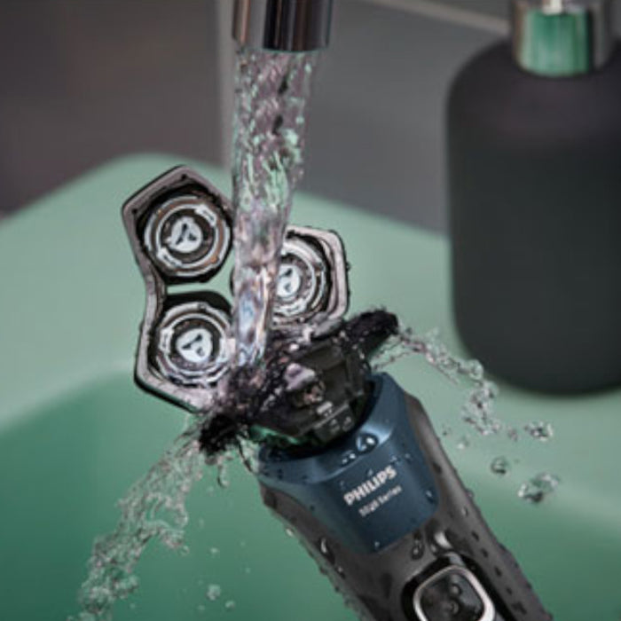 PHILIPS  S5889/94 Series 5000 Wet & Dry Shaver with Quick Clean Pod