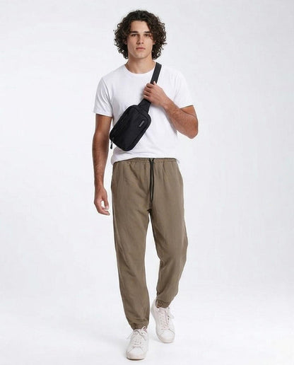 Ravin Relaxed-Fit Cargo-Style Joggers with Contrast Drawstring – Taupe - O202116