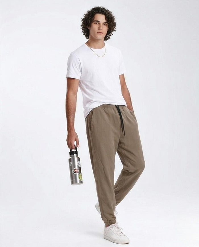 Ravin Relaxed-Fit Cargo-Style Joggers with Contrast Drawstring – Taupe - O202116
