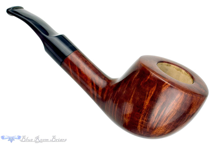 Blue Room Briars is proud to present this RC Sands Pipe Bent Pot Dublin
