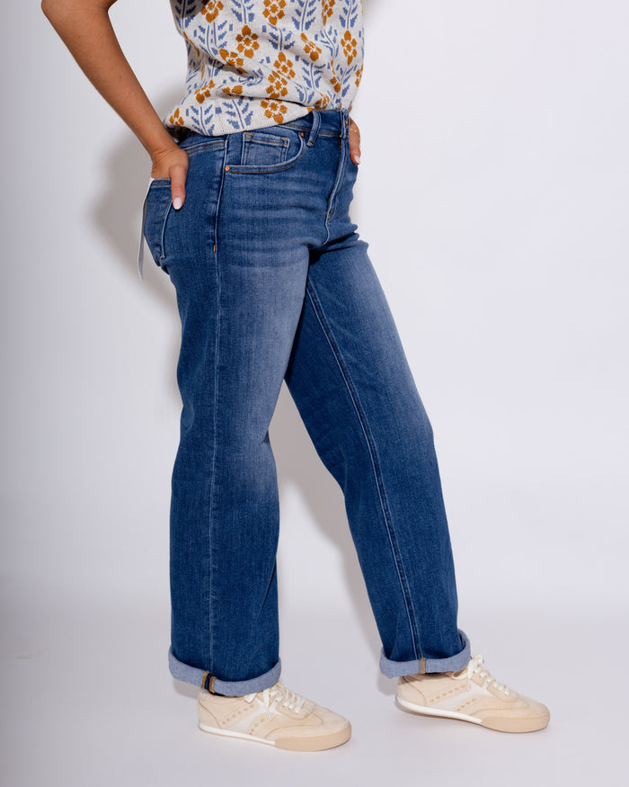 Relaxed Fit Cuffed Ankle Jeans