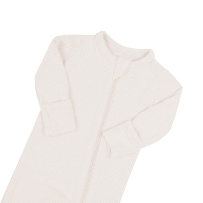 Zipper garage on Kyte Baby Ribbed Zippered Footie in  Oat