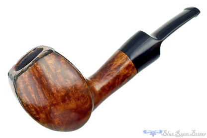 Blue Room Briars is proud to present this Ron Smith Pipe "Edwin" Partial Carved Blowfish Sitter