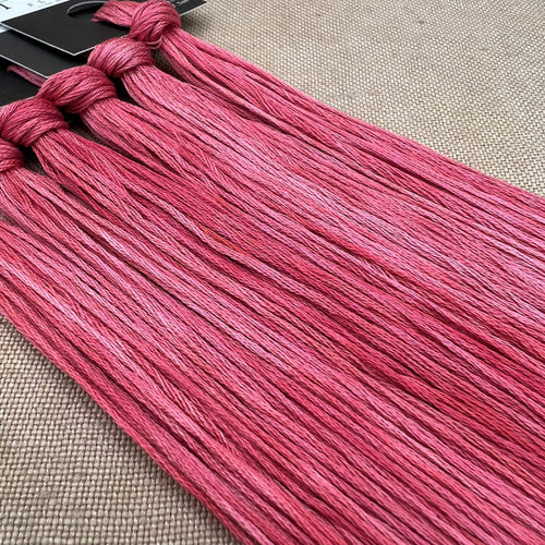 Roxy Floss Collection 8yd Flamingo