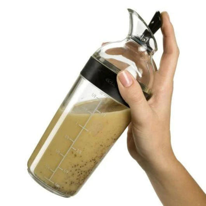 oxo salad shaker lifestyle