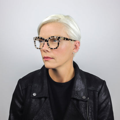 SEE L.A. Woman Reader