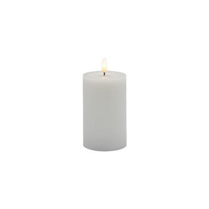 SMALL WHITE FLAMELESS PILLAR CANDLE