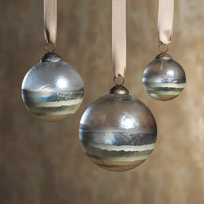 SMOKED BALL ORNAMENT- 4