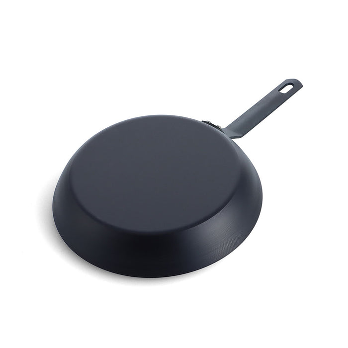 Solid Steel koekenpan zwart onderzijde
