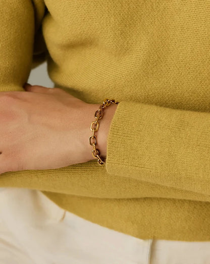Square Paperclip Chain Bracelet | 18k Gold Plated Bracelets Missoma