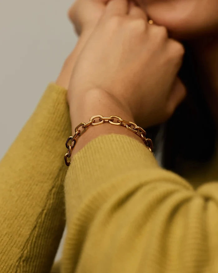 Square Paperclip Chain Bracelet | 18k Gold Plated Bracelets Missoma